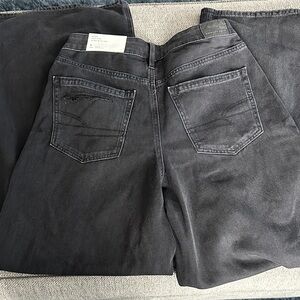 Women’s black AE JEANS
